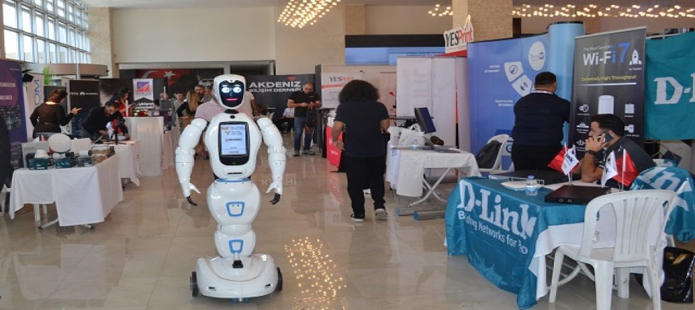 “Dijital Zirve Manavgat 5, Teknoloji Dünyasını Manavgat’ta  Buluşturdu”