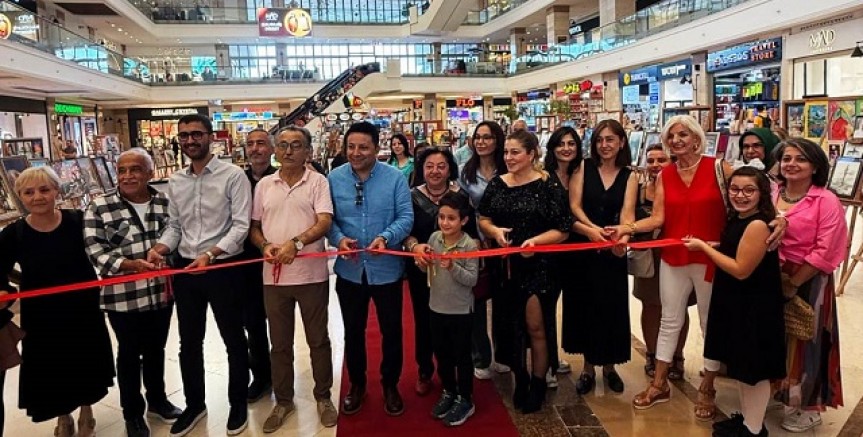 Manavgat’ta Renklerin Büyüsü: Yıldız Sanat Atölyesi’nden “Karma” Sergisi Sanatseverlerle Buluştu