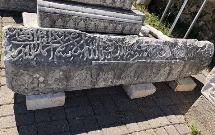 SİDE MÜZESİNDEKİ SELÇUKLU ESERLERİ NE OLDU  ?