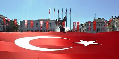 Cumhuriyetin 102.yılı coşkuyla kutlandı